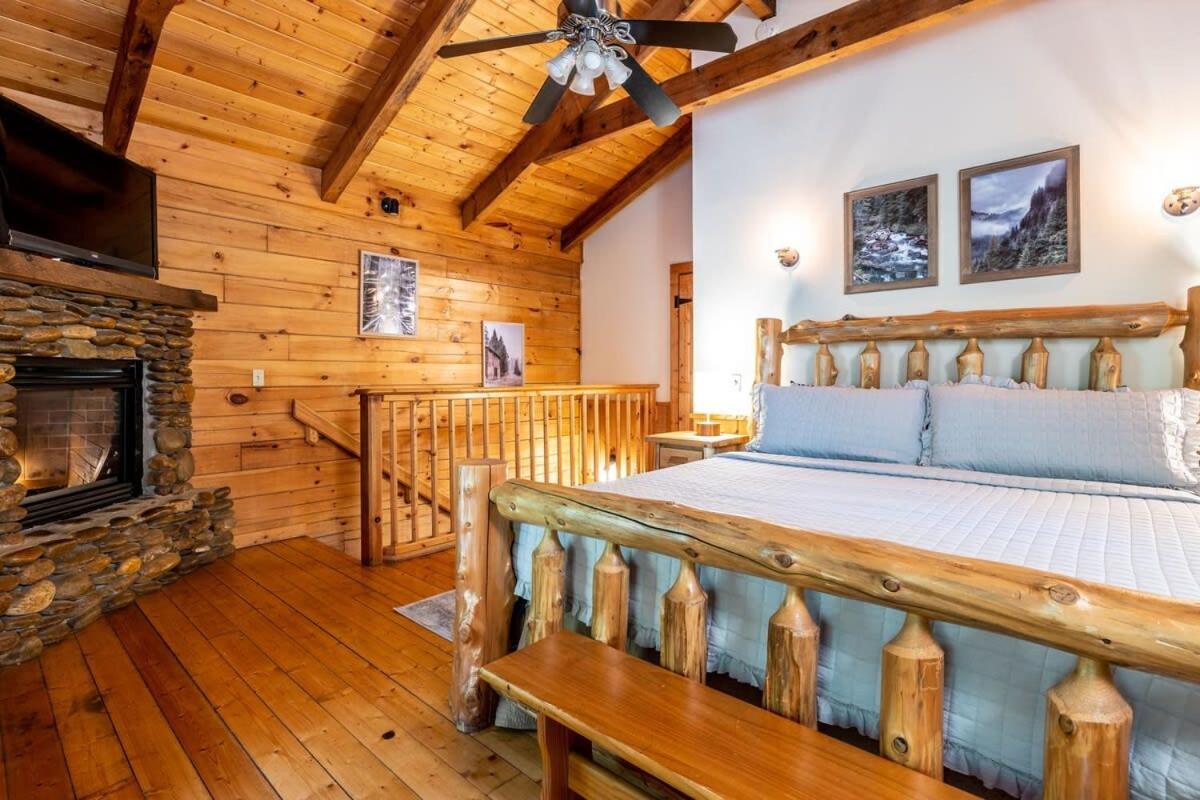 Villa Quaint & Secluded Near Dollywood With Bbq&Hot Tub Pigeon Forge Exterior foto